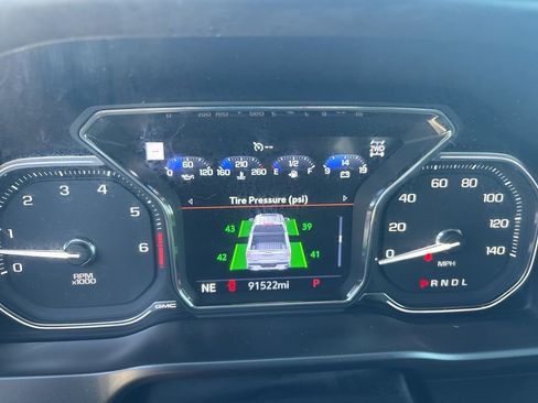 Used 2022 GMC Sierra 1500 AT4 w/ AT4 Premium Package image 14