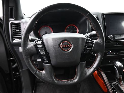 Used 2023 Nissan Frontier PRO-4X w/ Technology Package image 14