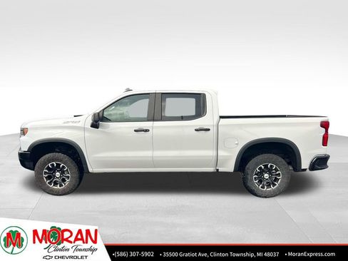 Certified 2023 Chevrolet Silverado 1500 ZR2 w/ Technology Package AWD/4WD image 3
