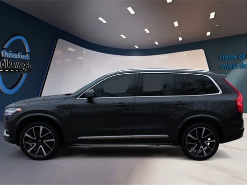 Used 2023 Volvo XC90 B6 Plus image 7