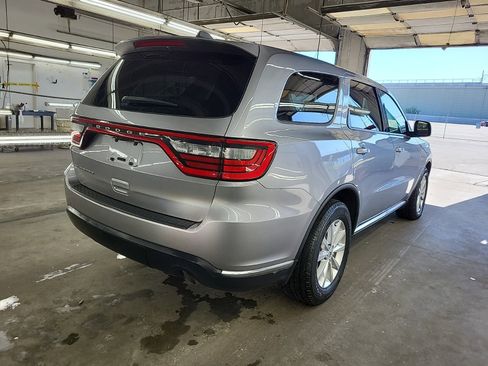 Used 2021 Dodge Durango SXT RWD image 4