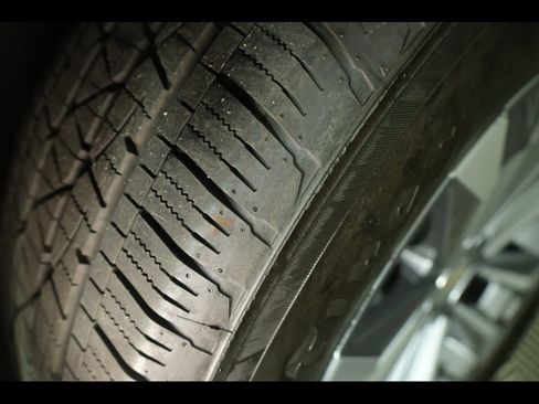 Used 2026 Chevrolet Equinox LT w/ Convenience Package II image 15