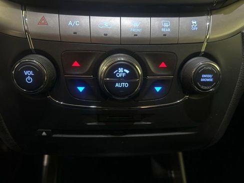 Used 2020 Dodge Journey Crossroad FWD image 18