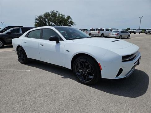 New 2026 Dodge Charger R/T AWD/4WD image 40