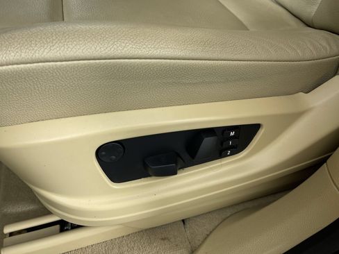 Used 2012 BMW X5 xDrive35d AWD/4WD image 14
