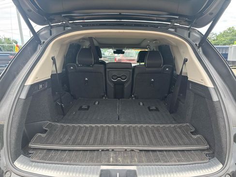 Used 2022 Acura MDX SH-AWD w/ Advance Package image 11