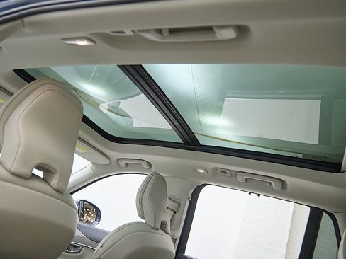 Certified 2023 Volvo XC90 B6 Ultimate w/ Protection Package Premier AWD/4WD image 23