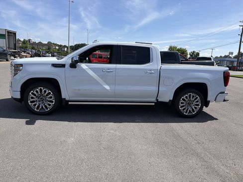 Used 2026 GMC Sierra 1500 Denali Ultimate AWD/4WD image 12