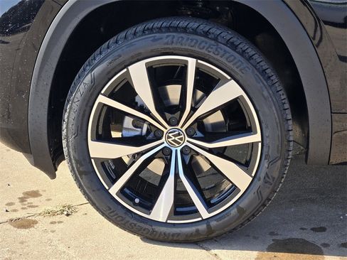 New 2026 Volkswagen Atlas SEL Premium R-Line image 10