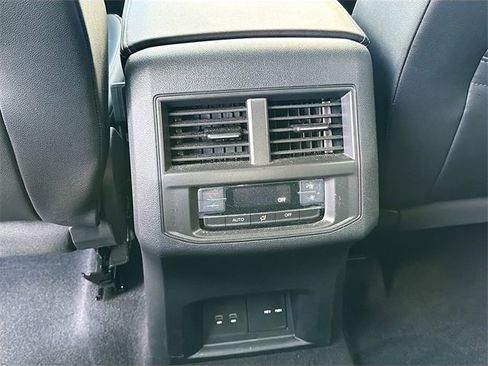 Used 2021 Volkswagen Atlas SEL image 20