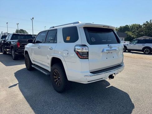 Used 2019 Toyota 4Runner Limited AWD/4WD image 2