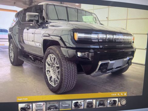 Used 2025 GMC Hummer EV 3X AWD/4WD image 3