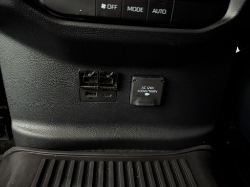 Used 2023 Toyota Sequoia Limited image 13