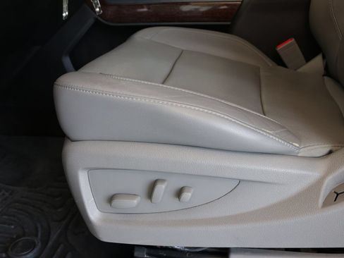 Used 2017 GMC Sierra 1500 SLT AWD/4WD image 25