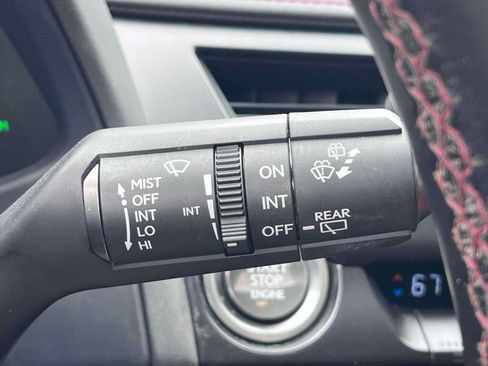 Used 2022 Lexus UX 200 F Sport w/ Accessory Package (Z2) FWD image 34