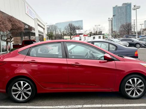 Used 2017 Hyundai Accent Value Edition FWD image 8