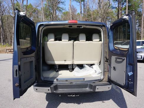 Used 2019 Nissan NV 3500 SL image 14