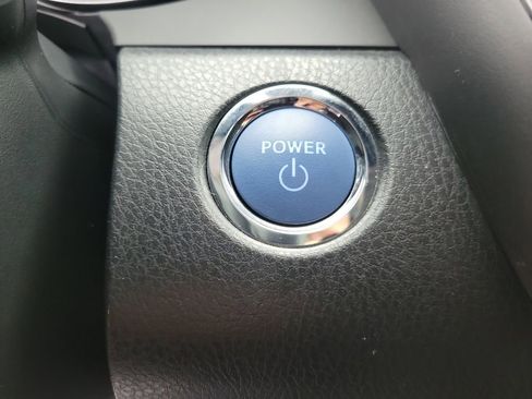 Used 2023 Toyota Camry SE image 26