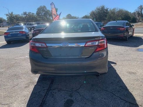 Used 2012 Toyota Camry XLE image 5