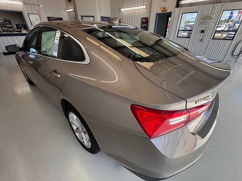 Used 2023 Chevrolet Malibu LT FWD image 4