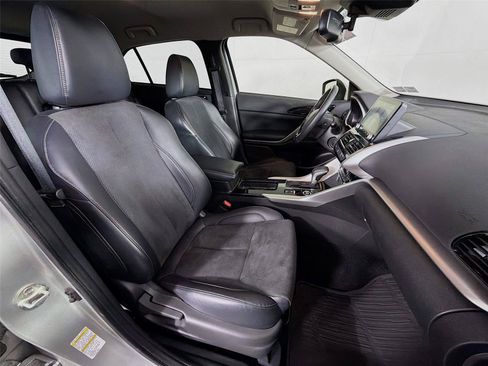 Used 2024 Mitsubishi Eclipse Cross SE AWD/4WD image 29