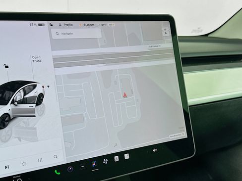 Used 2023 Tesla Model 3 Standard Range image 21