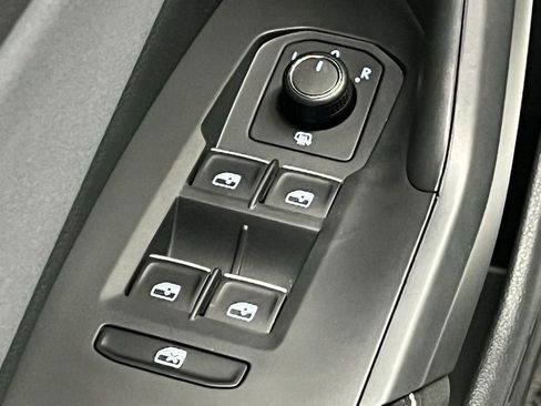 New 2026 Volkswagen Jetta SE image 13