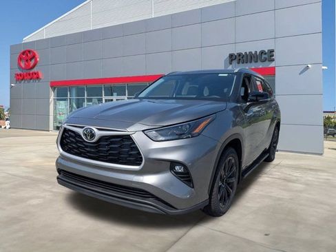 New 2026 Toyota Highlander XLE AWD/4WD image 6
