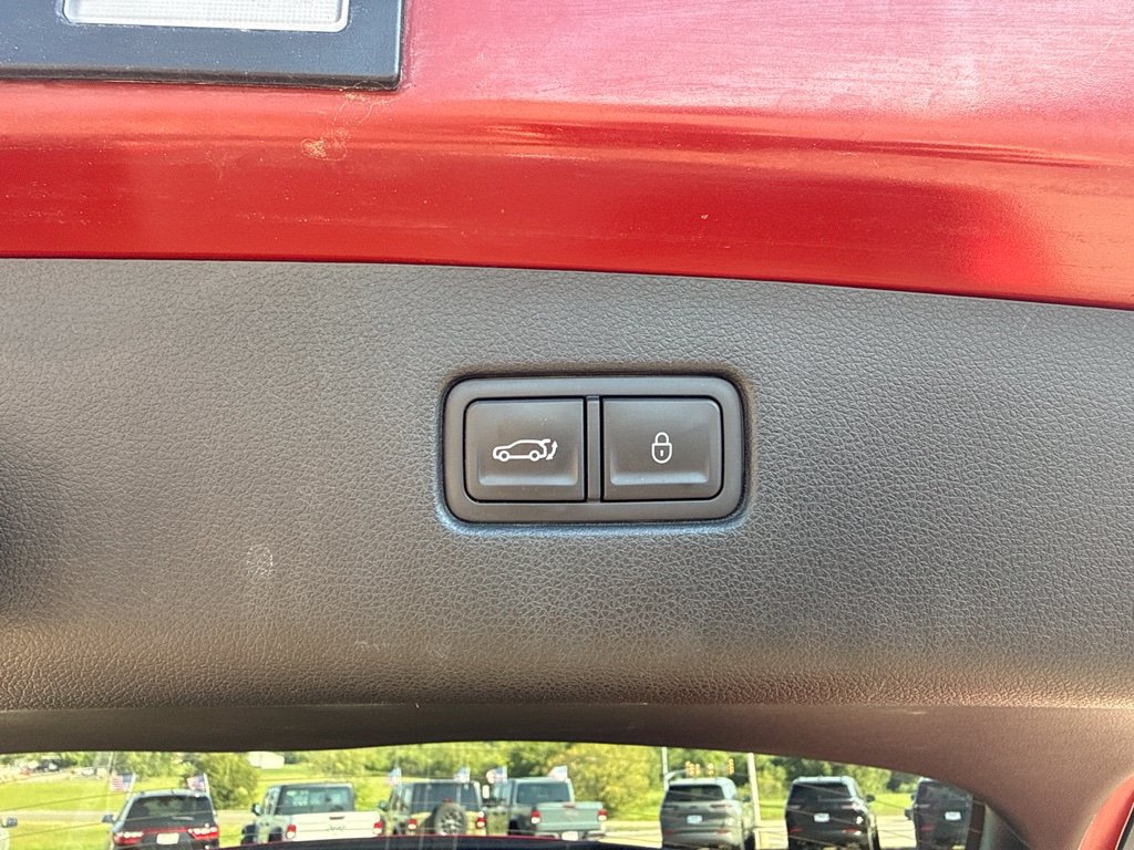 Used 2022 Genesis GV70 2.5T AWD/4WD image 13