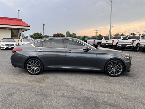 Used 2018 Genesis G80 5.0 Ultimate RWD image 4