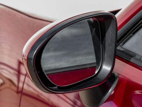 Used 2019 MAZDA MX-5 Miata RF Grand Touring image 34