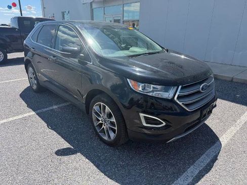 Certified 2017 Ford Edge Titanium w/ Technology Package AWD/4WD image 2