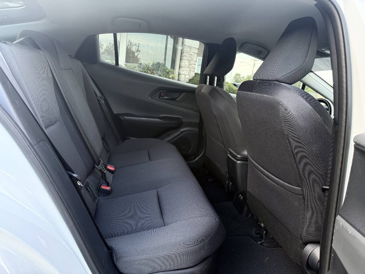 Used 2024 Toyota Prius LE FWD image 20