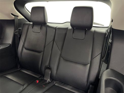 Used 2023 MAZDA CX-9 Touring image 40