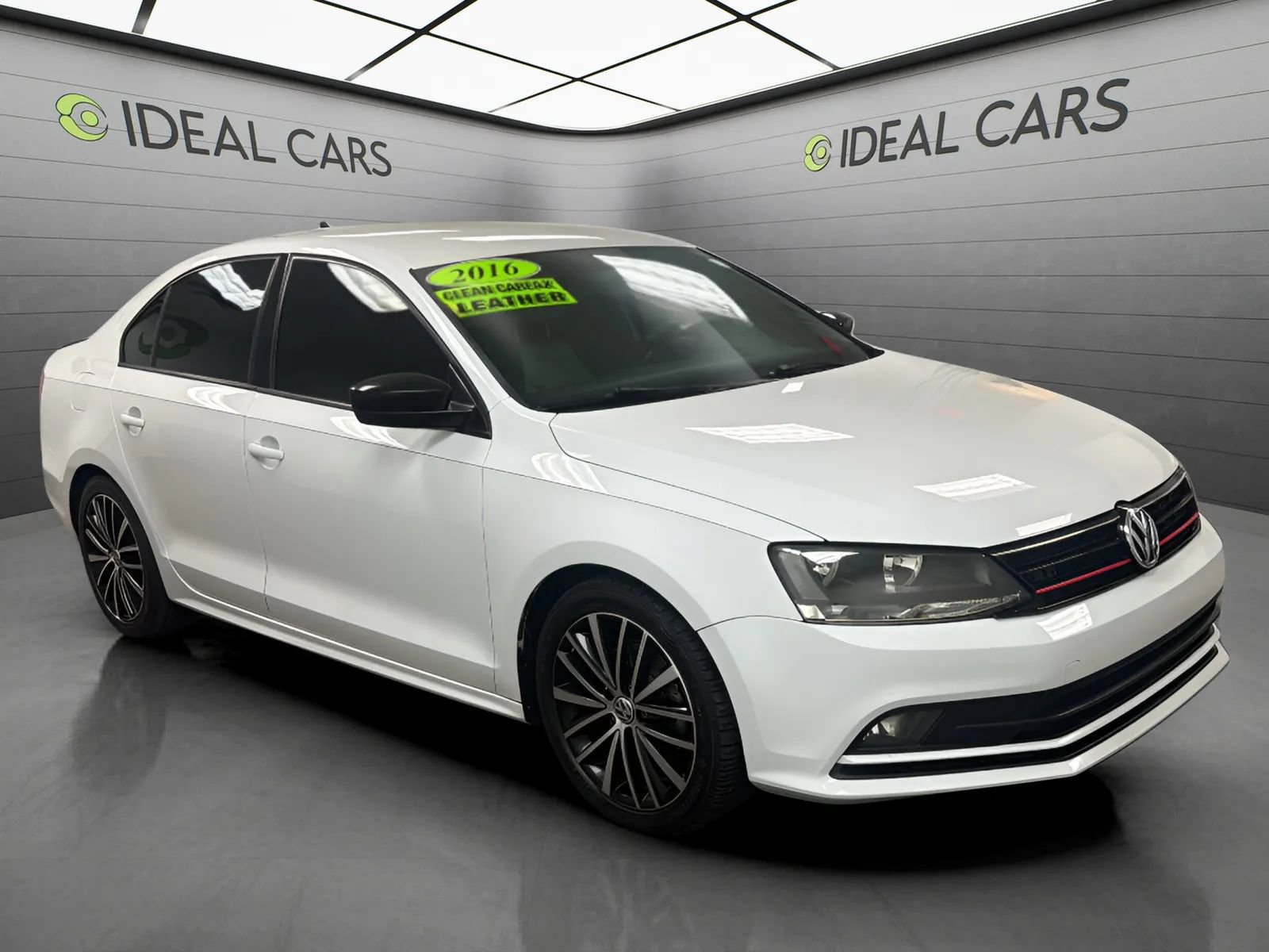 Used 2016 Volkswagen Jetta Sport FWD image 3