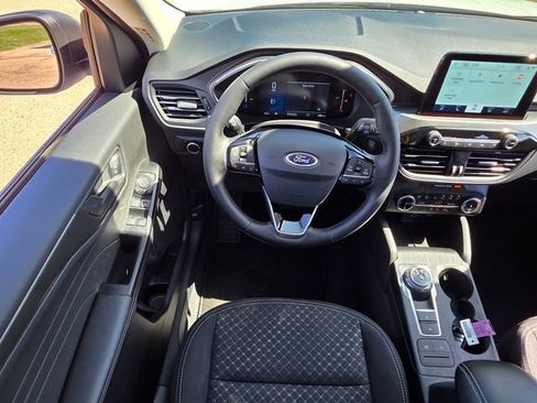 New 2026 Ford Escape Active w/ Cold Weather Package AWD/4WD image 8