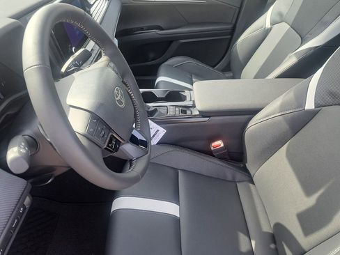 New 2026 Toyota Camry SE image 18