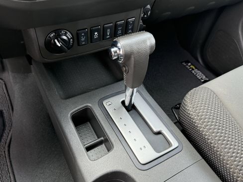 Used 2019 Nissan Frontier PRO-4X AWD/4WD image 22