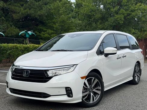 Used 2023 Honda Odyssey Touring image 1
