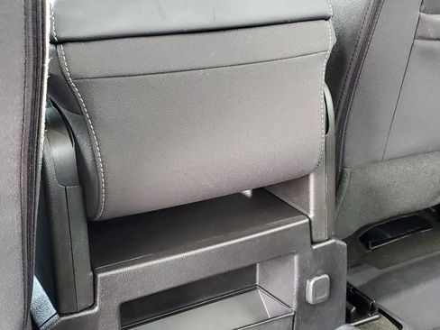 Used 2018 Chevrolet Silverado 1500 LT w/ Texas Edition image 30