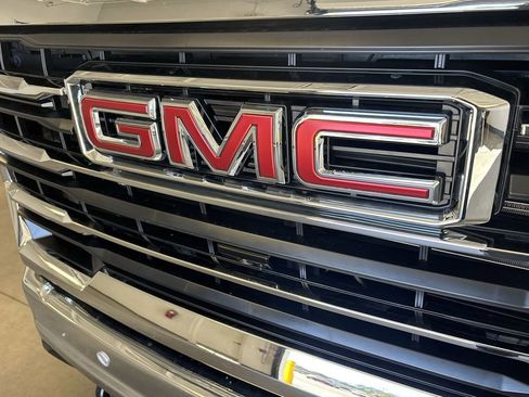 New 2025 GMC Sierra 2500 SLT w/ SLT Premium Package image 44