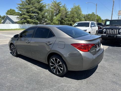 Used 2019 Toyota Corolla SE FWD image 5