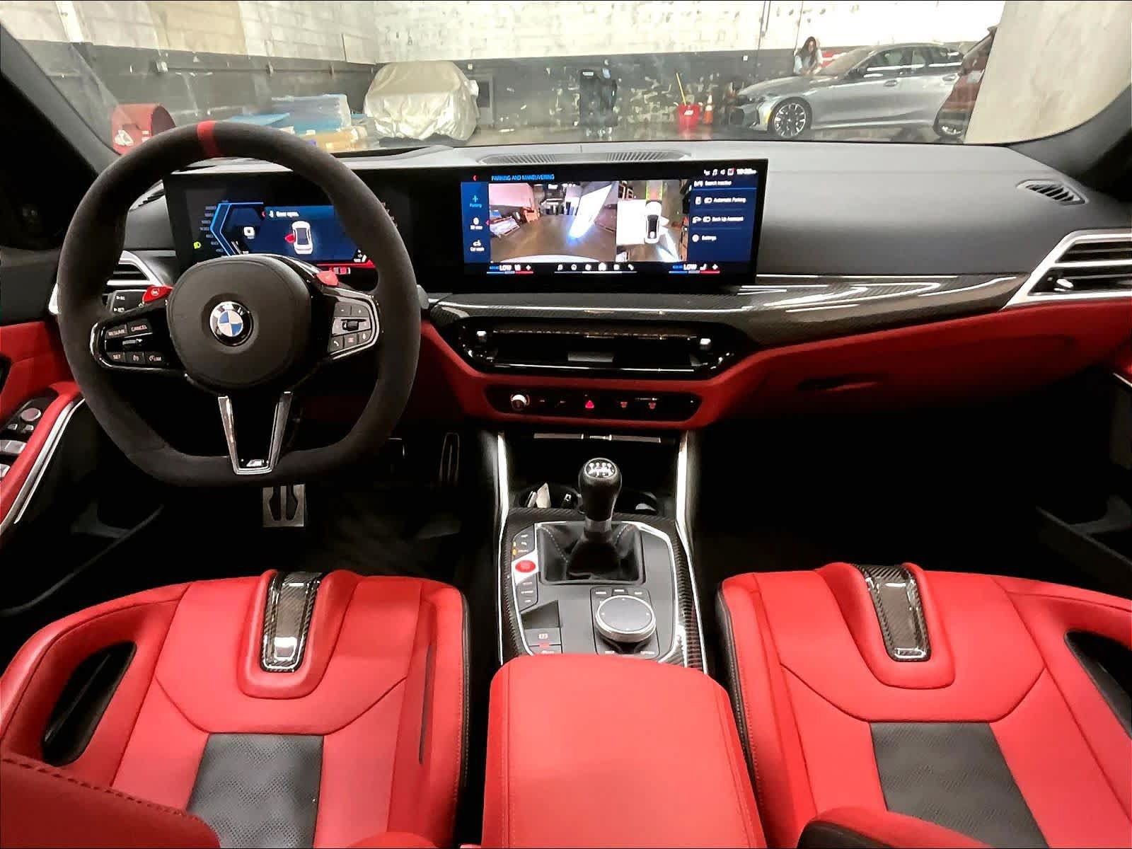 Used 2025 BMW M3 w/ M Carbon Exterior Package RWD image 17