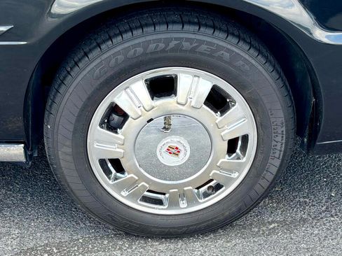 Used 2011 Cadillac DTS Hearse image 9