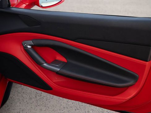 Used 2021 Ferrari F8 Tributo image 57