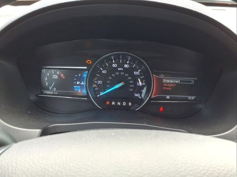 Used 2018 Ford Explorer Limited w/ Equipment Group 301A FWD image 24