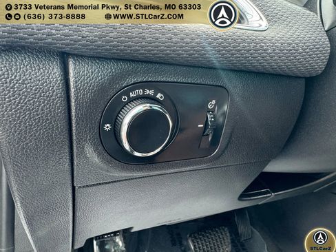 Used 2017 Chevrolet Cruze LS image 16