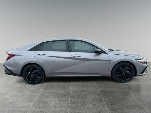 New 2026 Hyundai Elantra Sport FWD image 6
