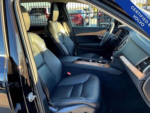 Used 2023 Volvo XC90 B5 Plus image 10