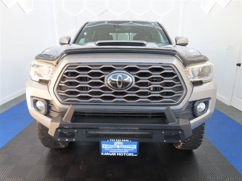 Used 2021 Toyota Tacoma TRD Sport AWD/4WD image 3
